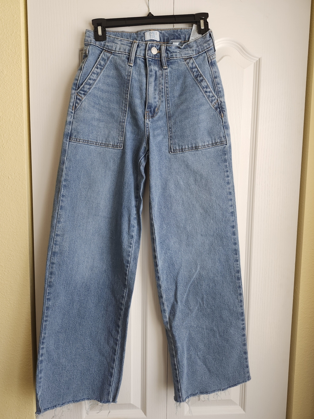 Time and Tru Light Blue Wide-Leg Jeans with Front Patch Pockets
